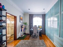 Queens Road (D10), Detached #481335011